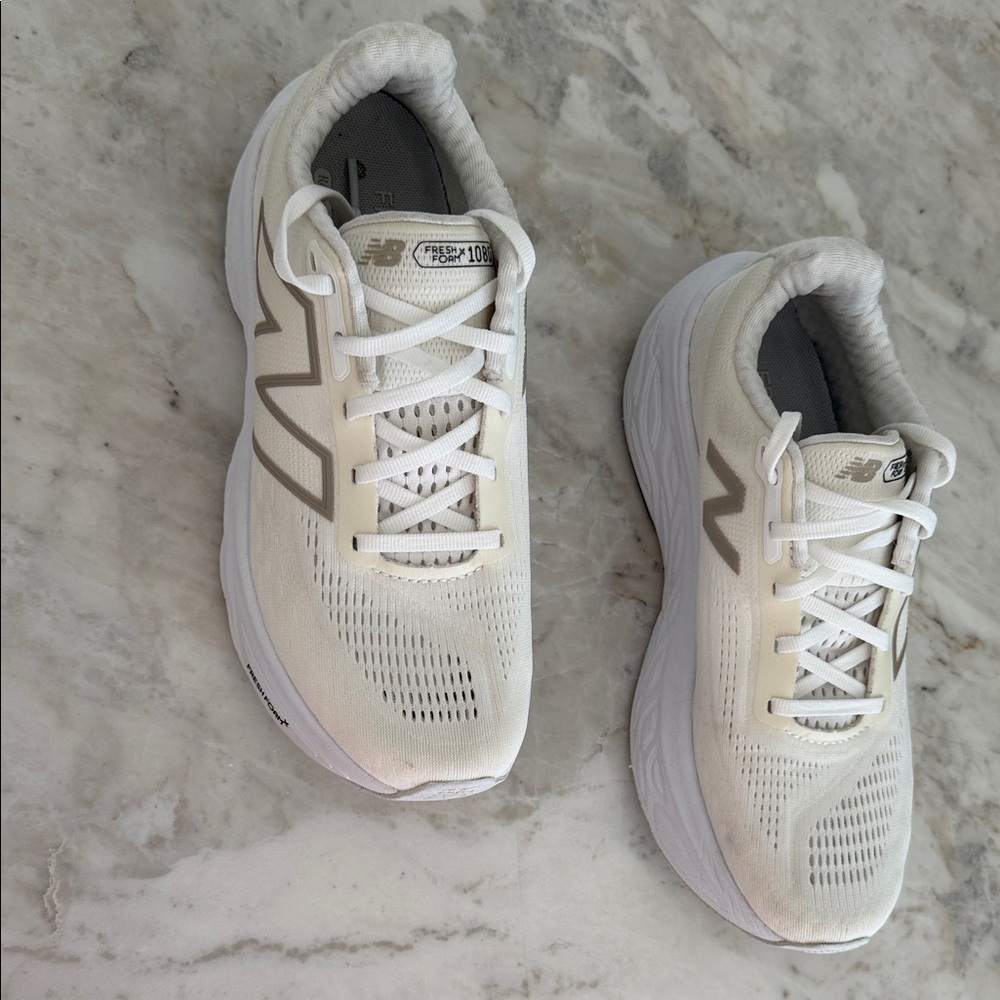 New Balance Women's White and Gray Athletic Shoes
